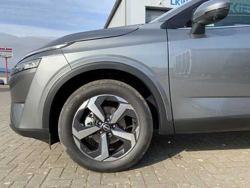 Nissan Qashqai N-CONNECTA Xtronic Winter Panorama Navi 360 Kamera  LED Kurvenlicht