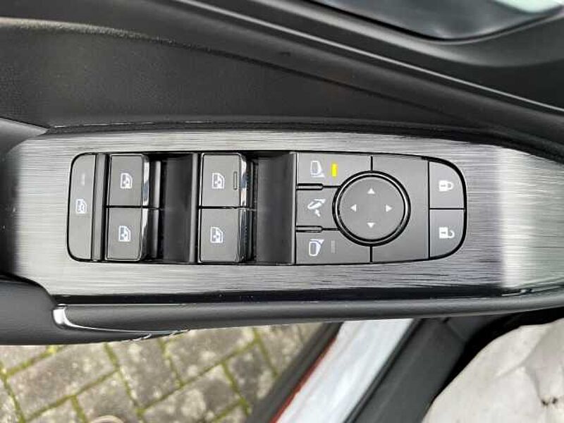 Nissan Qashqai N-Connecta e-Power Navi Winterpaket 360° Kamera LED Blendfreies Fernl. HUD