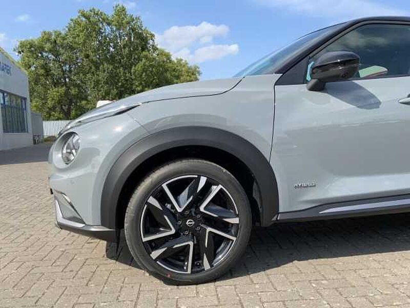 Nissan Juke Hybrid N-Design Navi LED ACC Apple CarPlay Android Auto Klimaautom Leder digital