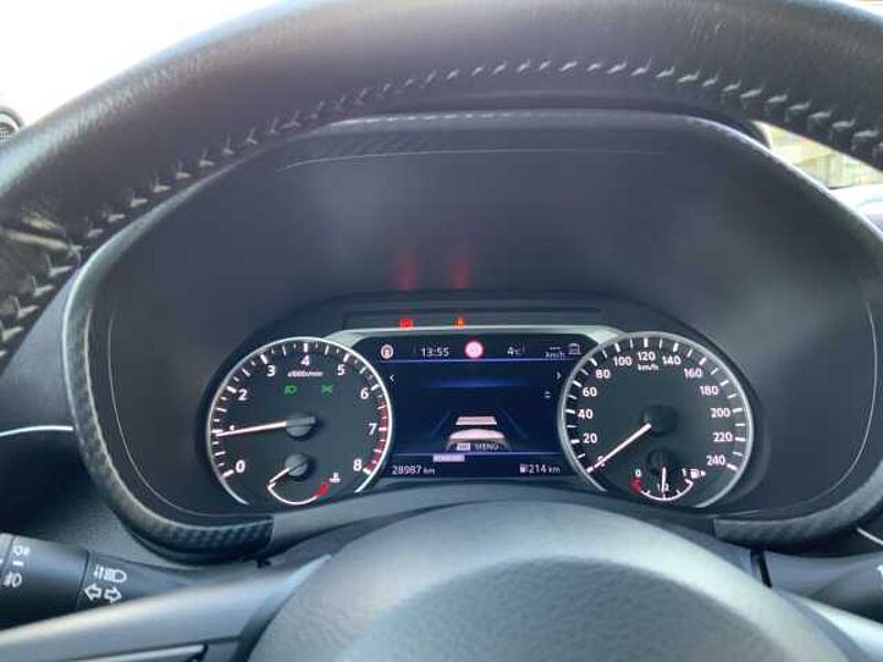 Nissan Juke Premiere Edition Navi Leder Bose 360 Kamera LED