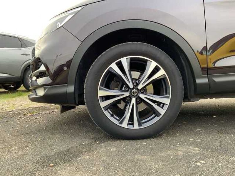 Nissan Qashqai 1.3 N-Connecta EU6d-T DIG-T 160 PS DCT 4x2 Navi 360 Kamera Mehrzonenklima