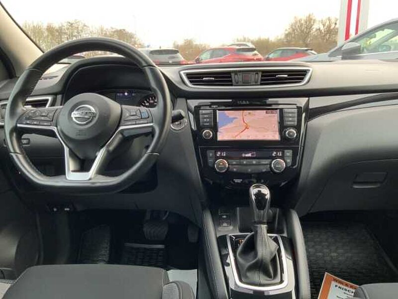 Nissan Qashqai 1.3 N-Connecta EU6d-T DIG-T 160 PS DCT 4x2 Navi 360 Kamera Mehrzonenklima